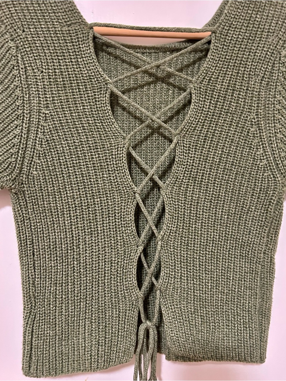 Tie Back Feature, Reversible Green Knit Cropped Knit Top